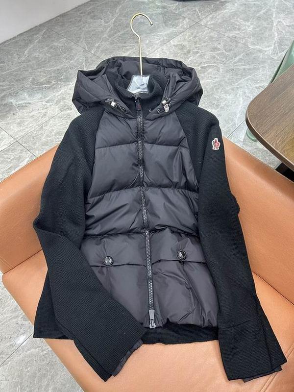 Moncler Women's Outwear 125